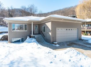 73 Rodeo Dr, Winona, MN 55987