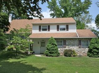 2045 Berkley Rd, Norristown, PA 19403