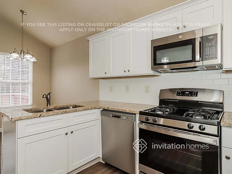 118 Williamsburg Dr — Photo 10