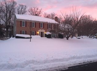 6613 White Post Rd, Centreville, VA 20121