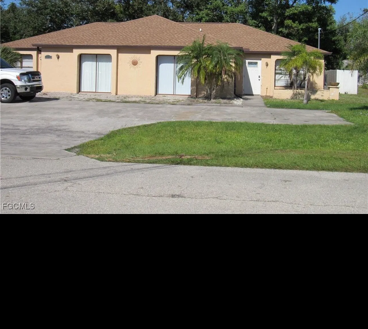 3 bed, 1300 sqft, $1,700 — Photo 1