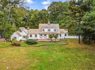 17 Trinity Pass Rd, Pound Ridge, NY 10576