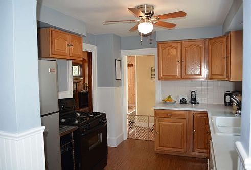 4th image of 347 Bennett St