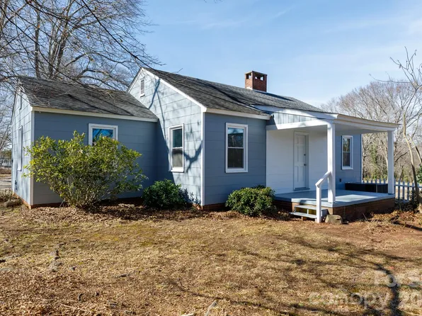 1080 Grace Ave, Lancaster, SC 29720