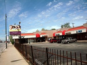 4th image of 5322 S Archer Ave
