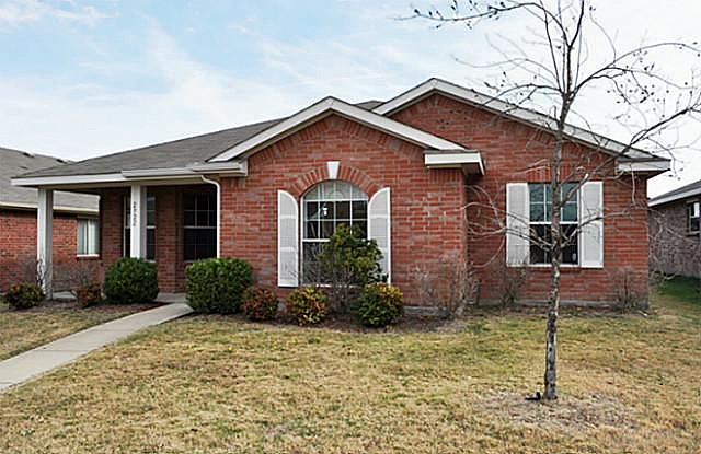 1st image of 2922 Margeaux Dr