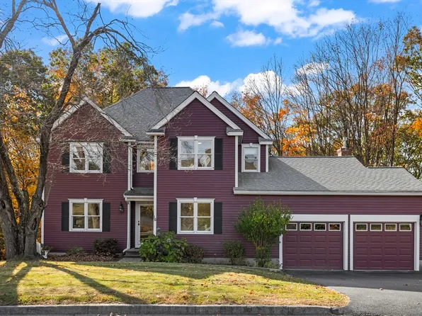 16 Abigail Dr, Hudson, MA 01749