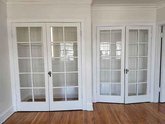 4th image of 1119 Central Ave #2A