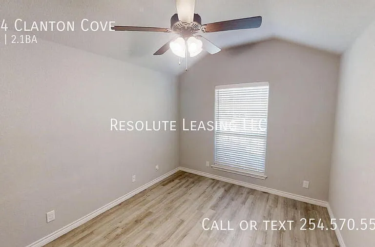 904 Clanton Cv — Photo 1