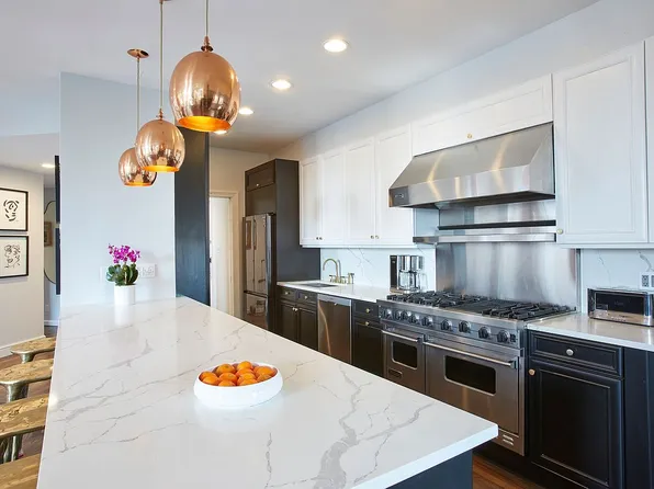 55 Liberty St APT 28C, Manhattan, NY 10038