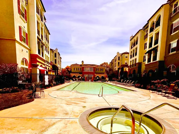 3275 Dublin Blvd APT 304, Dublin, CA 94568