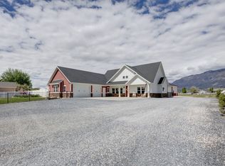 604 W Harrisville Rd, Ogden, UT 84404