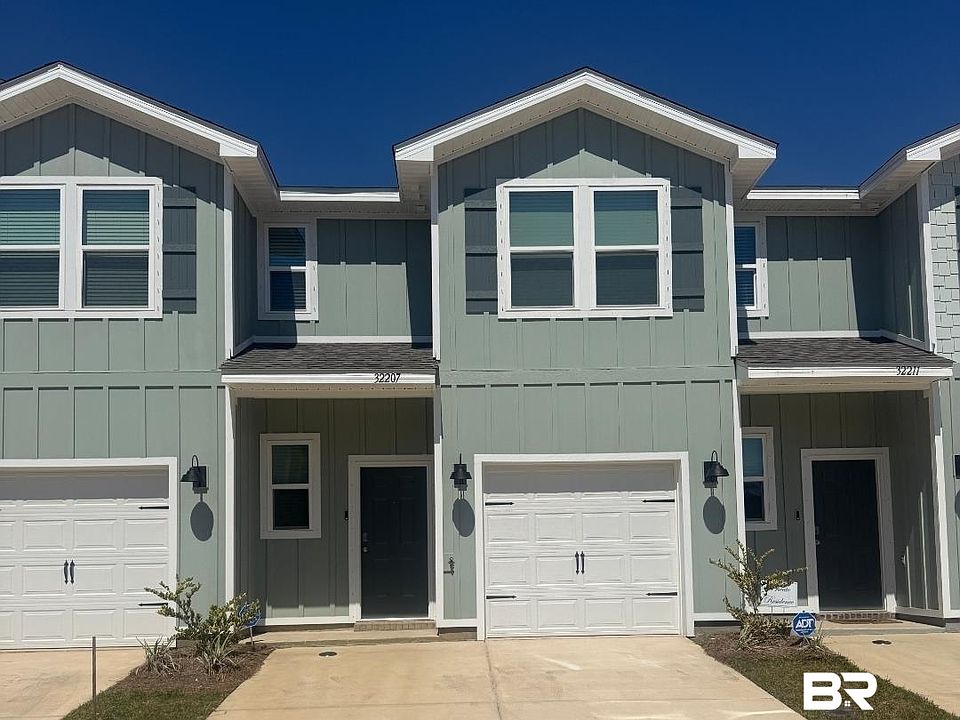 1st image of 32207 Emancipation Cir
