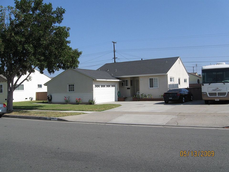 1st image of 8062 Poinsettia Dr