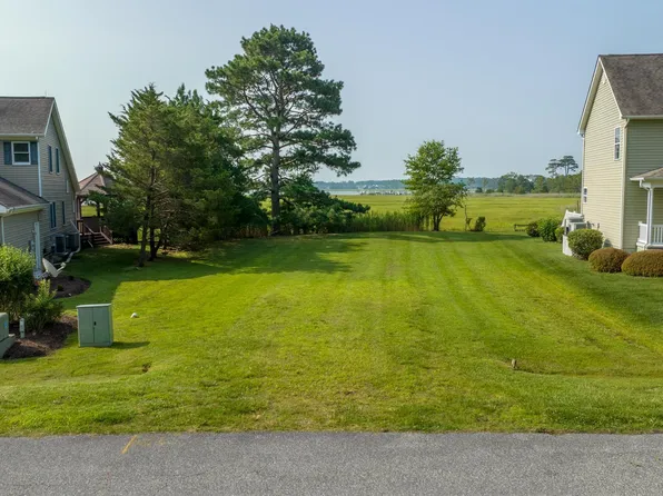 100 Robin Hood Trl, Ocean Pines, MD 21811