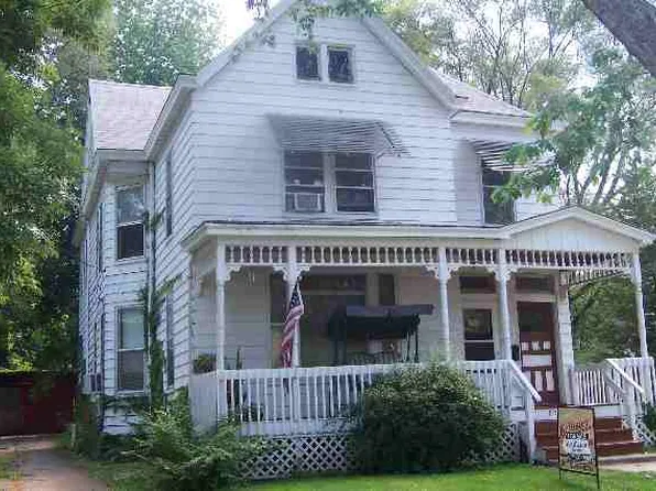 828 N Garfield Ave, Peoria, IL 61606