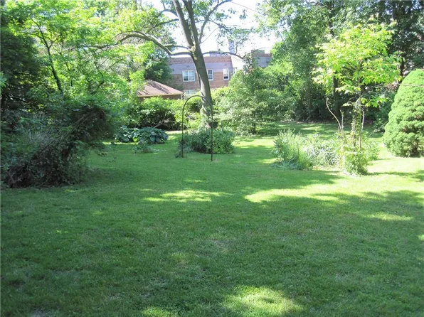 Wildcliff Drive, New Rochelle, NY 10805