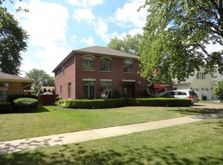209 E Kathleen Dr, Park Ridge, IL 60068