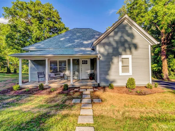 207 S Dixie St, Cherryville, NC 28021