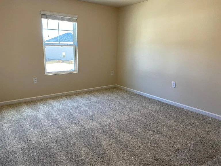 8404 Jordan Meadow Dr — Photo 13