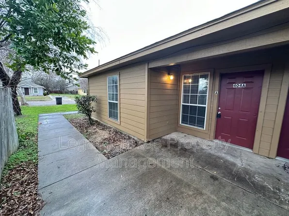 404 S Anglin St APT A, Cleburne, TX 76031