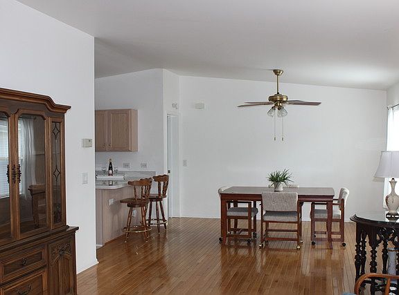 5th image of 3550 Blue Heron Cir