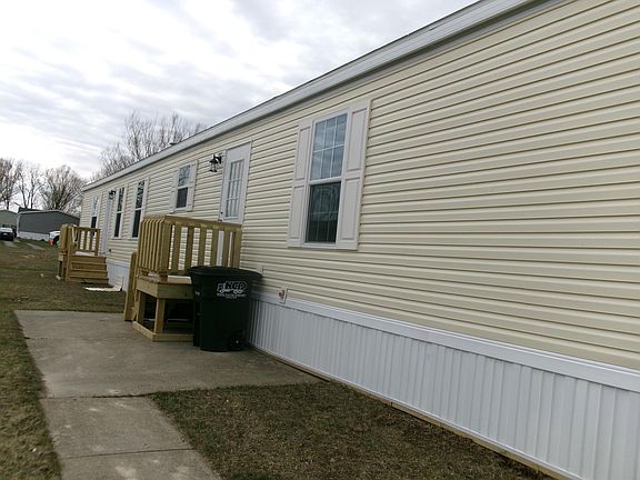 2nd image of 322 Willowbrook Dr