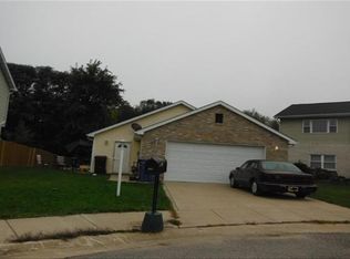 420 Emerald Dr, Chesterton, IN