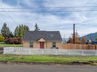 315 NE Cummins St, Roseburg, OR 97470