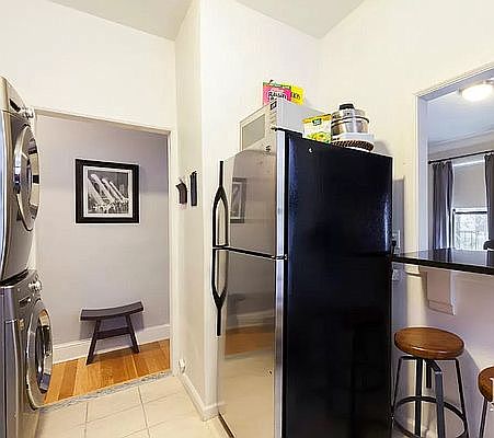 2nd image of 319 W 116th St APT 4C