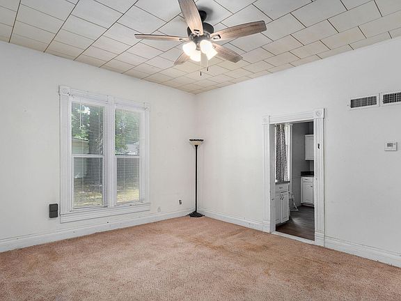 2nd image of 908 S Hickory Street