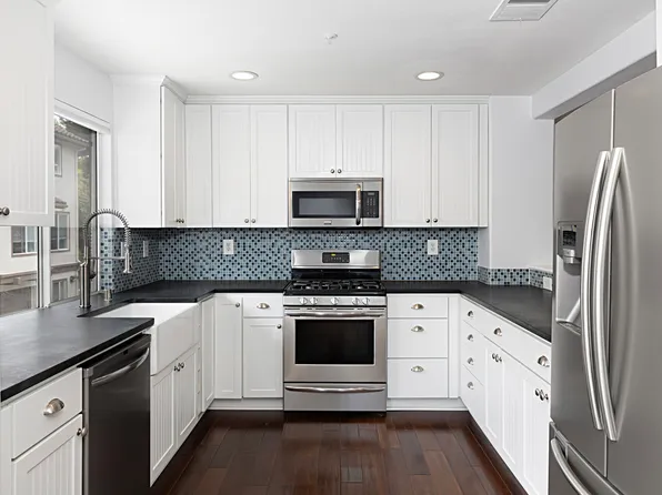 10348 Wateridge Cir Unit 311, San Diego, CA 92121
