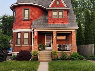 4766 E Ryerson Cres, Niagara Falls, ON L2E1E5