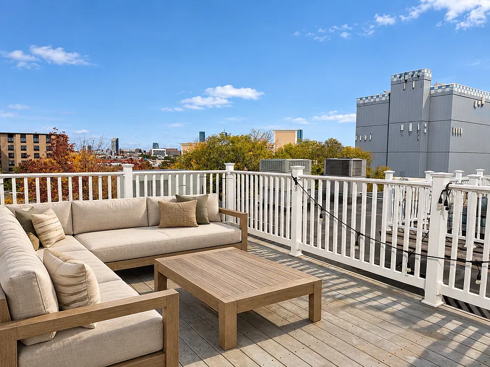 104 Boston St #3