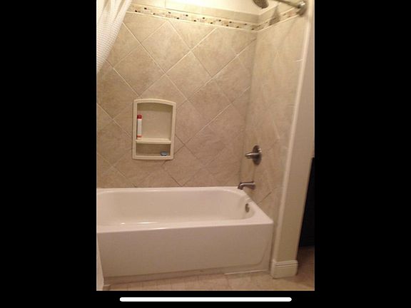 3rd image of 2404 Parker Dr