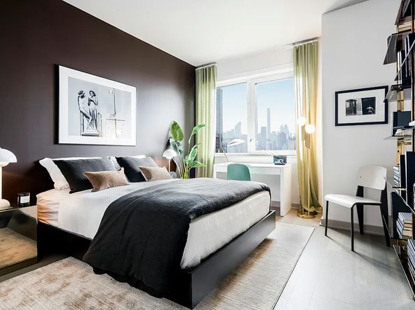 29-22 Northern Blvd #803