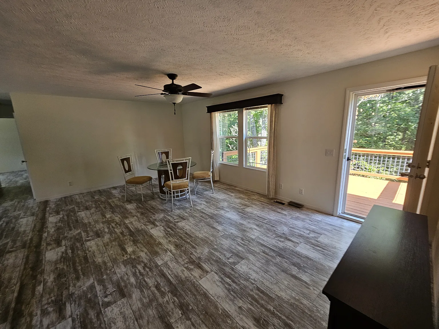 2 bed, 1200 sqft, $2,000 — Photo 1