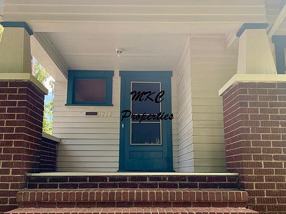 5th image of 1712 Capitol Way S
