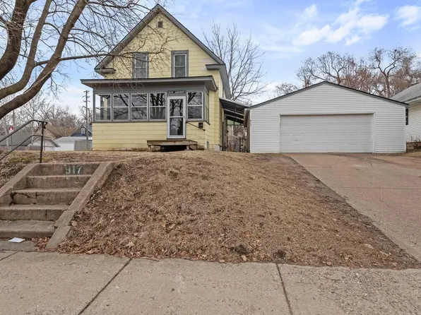917 Thomas Ave, Saint Paul, MN 55104