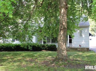 2518 S Walnut St, Springfield, IL 62704