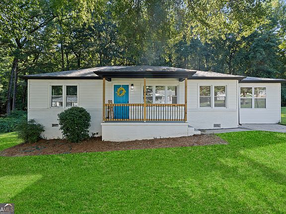 2nd image of 5205 Silhouette Ln SW