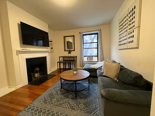 Rented by MOTION New York | media 3