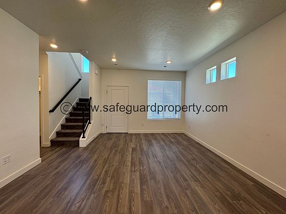 4th image of 47 S Campbell Ln