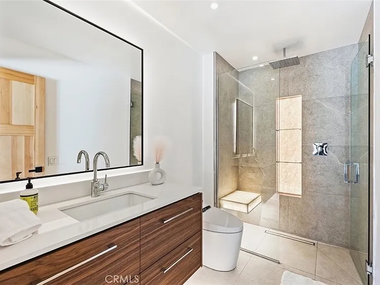 2040 S Chico Dr — Photo 20
