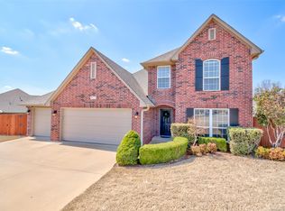 4912 Fairview Rd, Bartlesville, OK 74006
