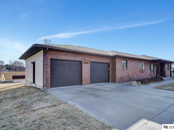 21950 S 96th St, Holland, NE 68372