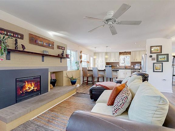 3rd image of 4756 S Lewis Court