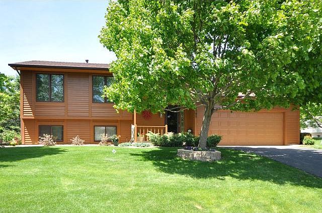 1st image of 4795 Ximines Ln N