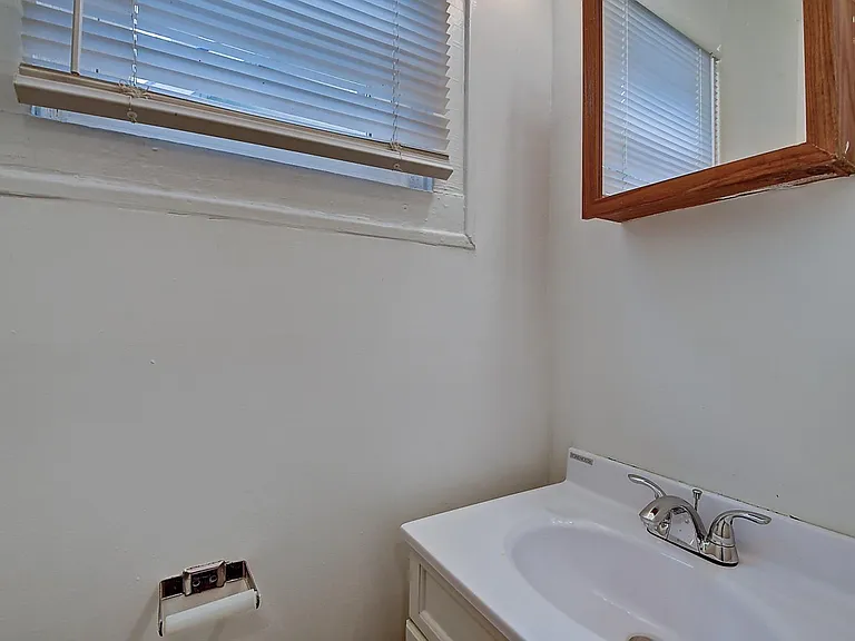 2808 N Capitol Ave #1 — Photo 12