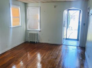 114-31 220th St, Cambria Heights, NY 11411